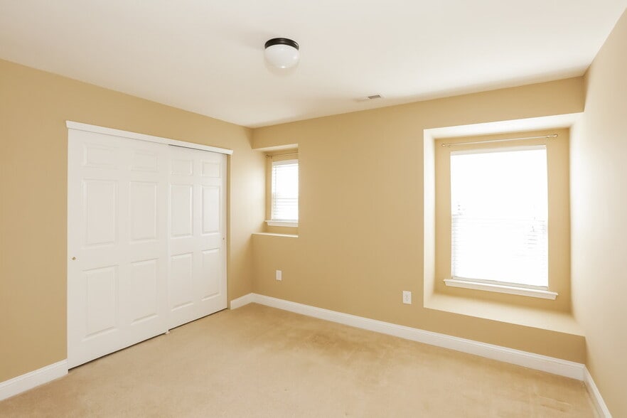 Building Photo - 4700 Kiddle Ln