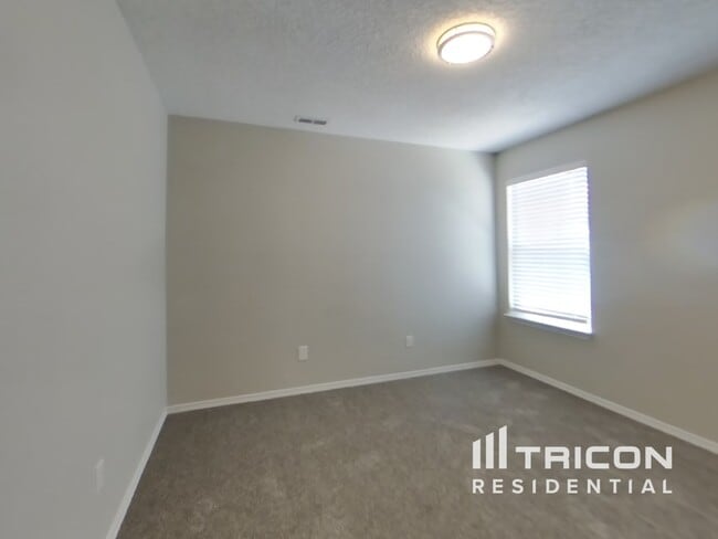 Building Photo - 10311 Nacimiento St NW