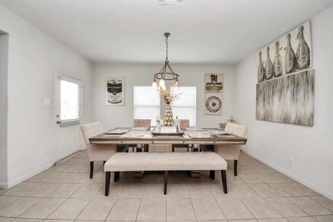 Building Photo - 9423 Grand Spark Dr