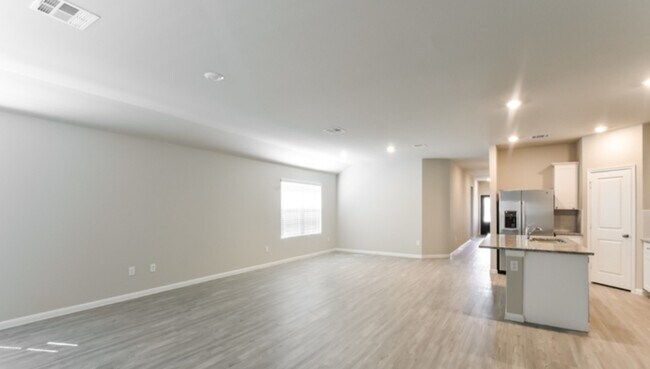 Building Photo - 6620 Hatchery Way
