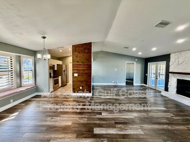 Building Photo - 8035 56th Ct E