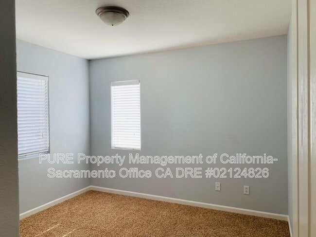 Building Photo - 140 Vento Ct