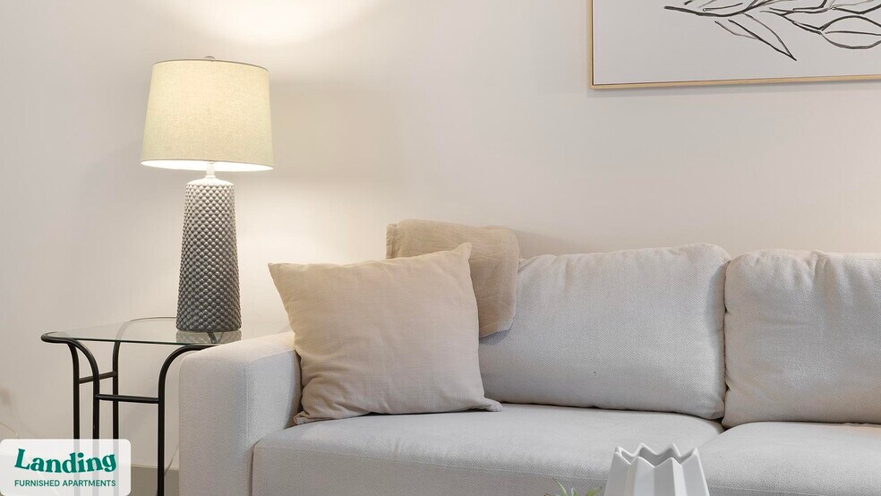 Building Photo - 930 Howell Mill Rd NW