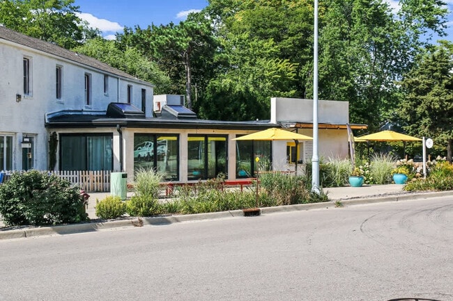 Building Photo - 16023 Goodwin Ave