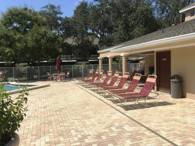 Pool Deck/Clubhouse - 5100 Burchette Rd