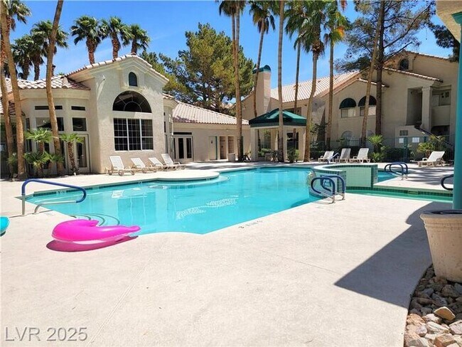 Building Photo - VERY DESIRABLE GREEN VALLEY 1ST FLOOR UNIT...
