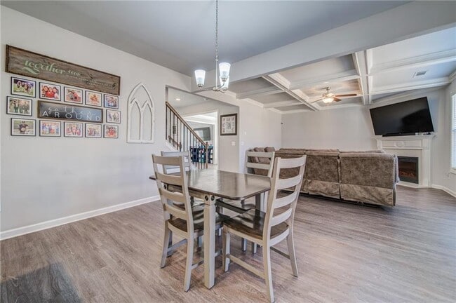 Building Photo - 7661 Silk Tree Pointe