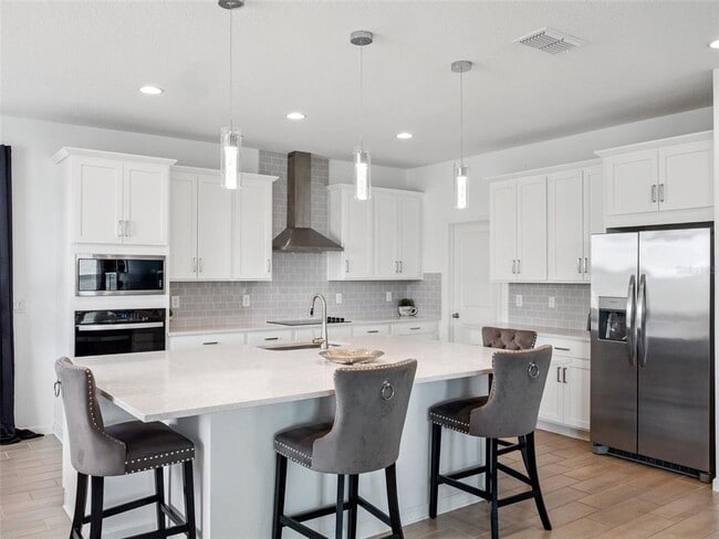 Building Photo - 591 Via Bella Ct