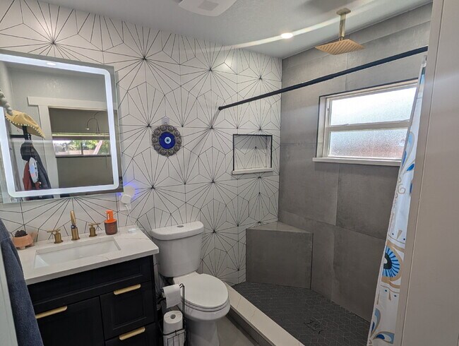 Building Photo - Coastal Elegance Awaits: Stunning 3-Bed, 3-Bath Retreat in Cocoa Beach