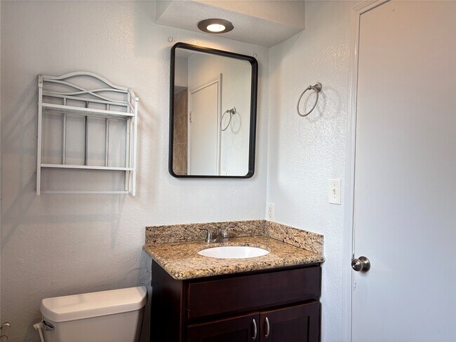 Building Photo - 11547 Willwood Dr