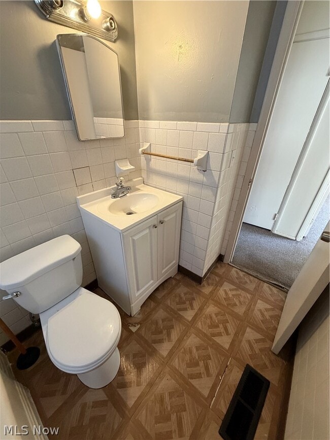 Building Photo - 3028 Northgate Ave