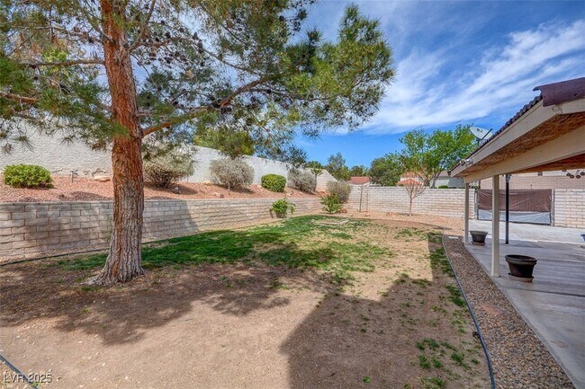 Building Photo - 3229 Canyon Lake Dr