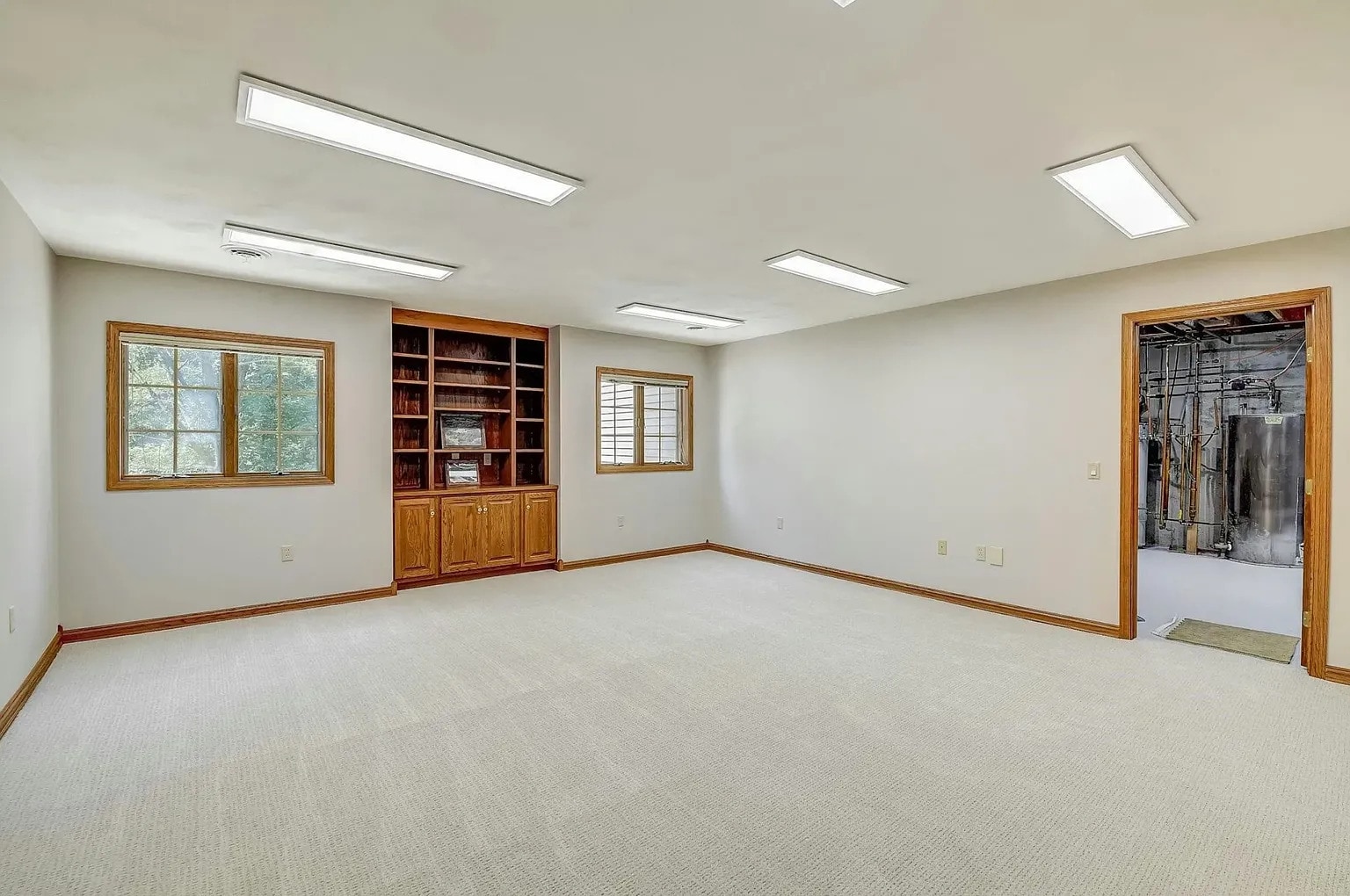 Building Photo - 419 Sopha Ct