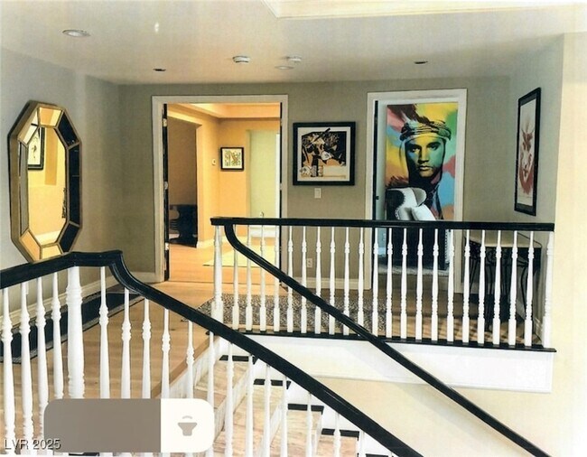 Building Photo - 3160 Bel Air Dr