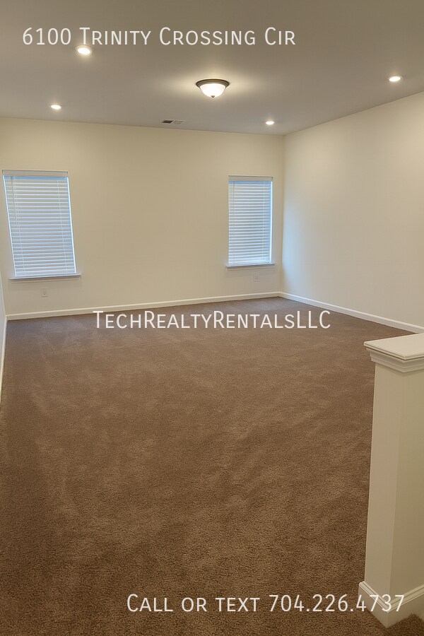 Building Photo - 6100 Trinity Xing Cir