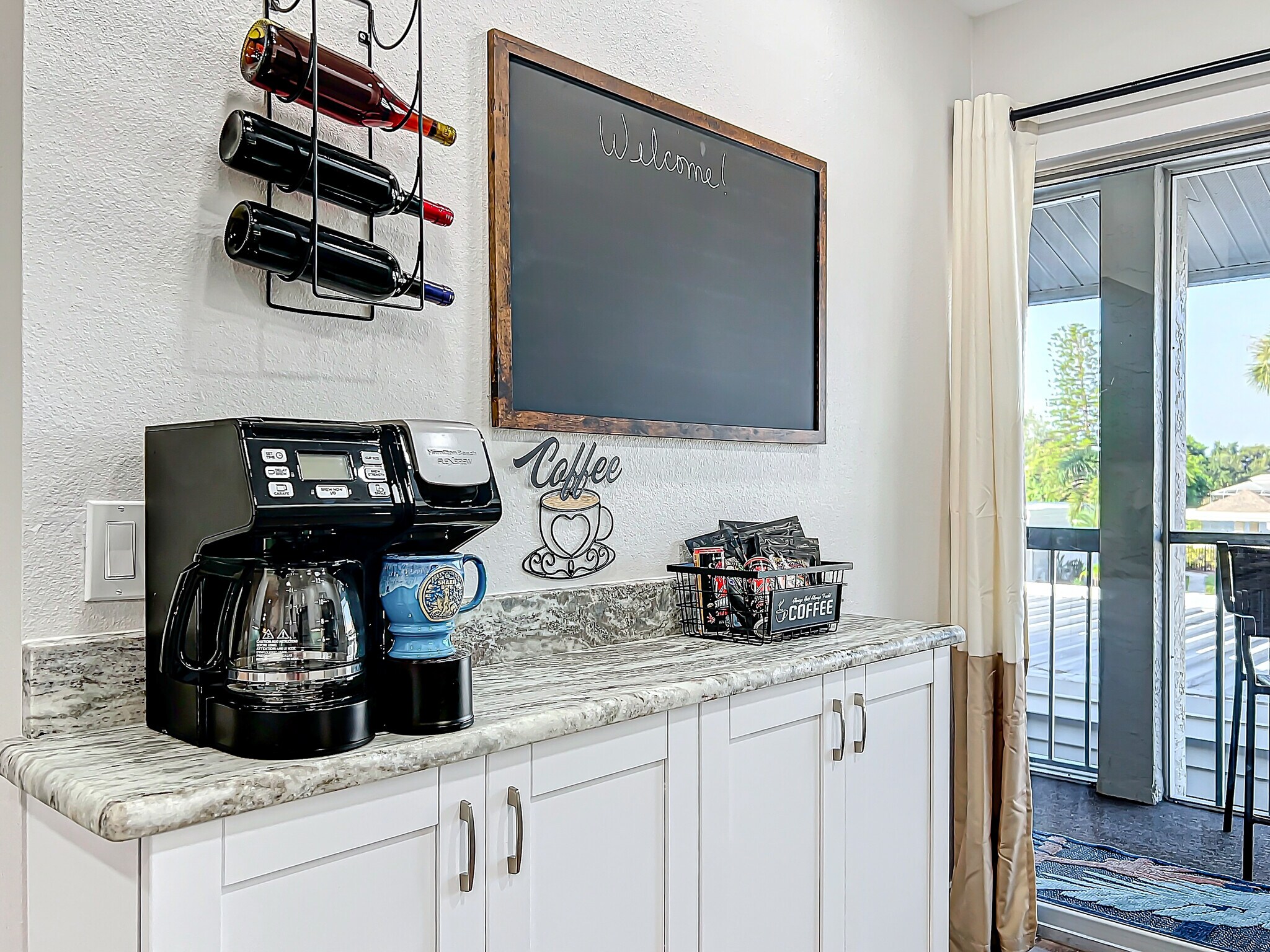 Building Photo - 1407 Pine Lake Dr