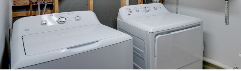 Building Photo - 429 W Lawrence St