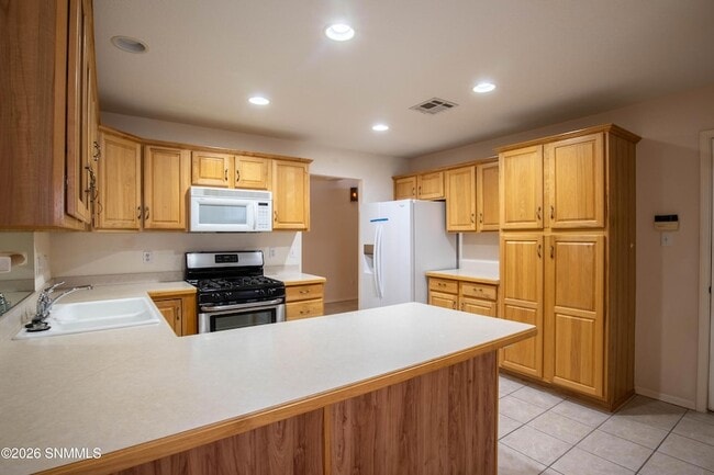 Building Photo - 3916 Tiger Woods Dr