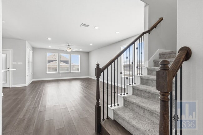 Building Photo - 555 Purple Heart Dr