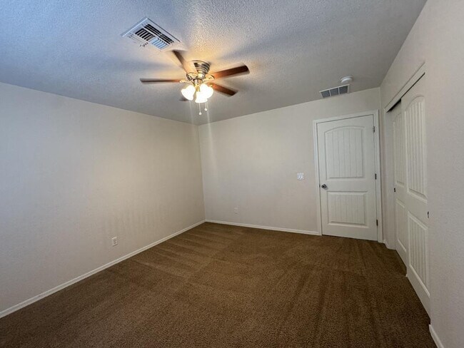 Building Photo - 1258 Questa Ct
