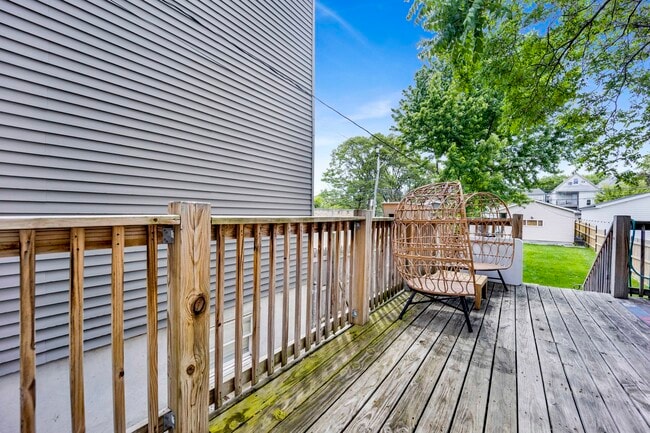 Building Photo - 1626 N Spaulding Ave