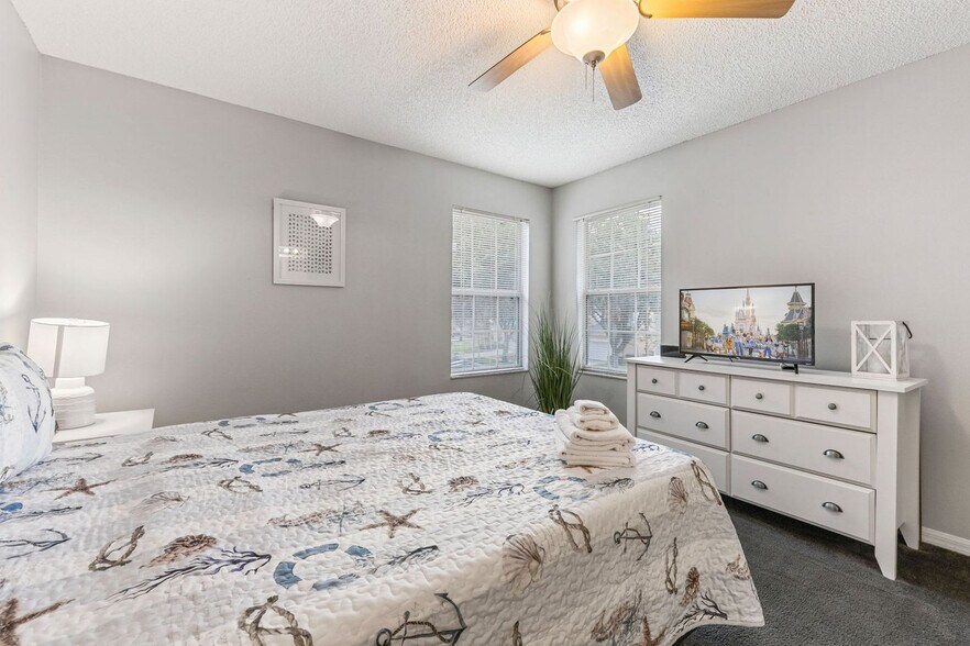Building Photo - 8522 Sunrise Key Dr