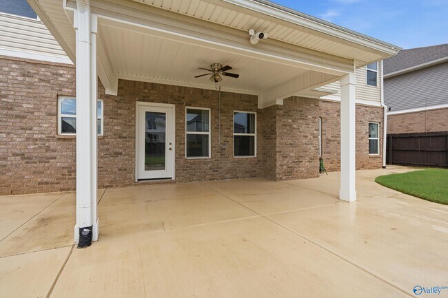 Building Photo - 4228 Textile Ln