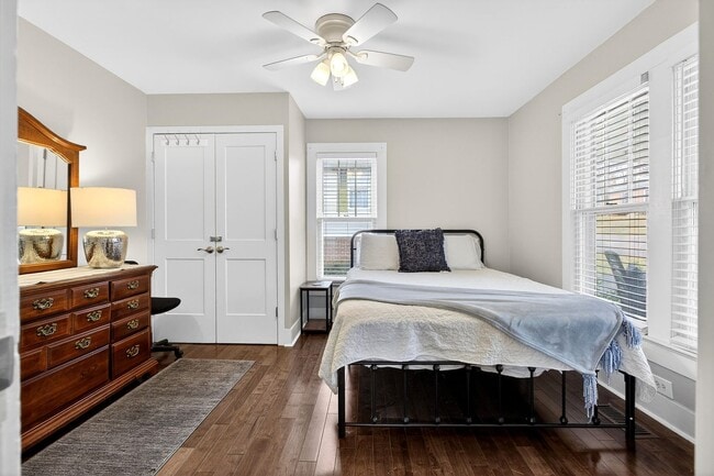 Building Photo - Historic Home