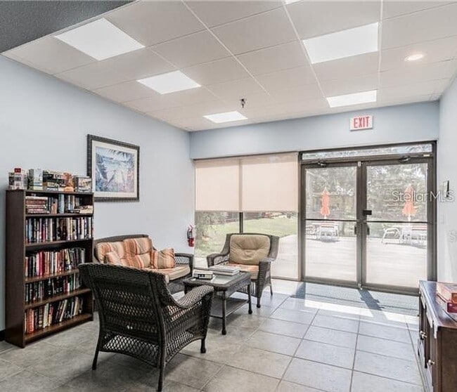 Building Photo - 11158 Kapok Grand Cir