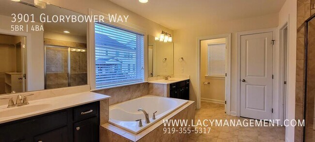 Building Photo - 3901 Glorybower Way