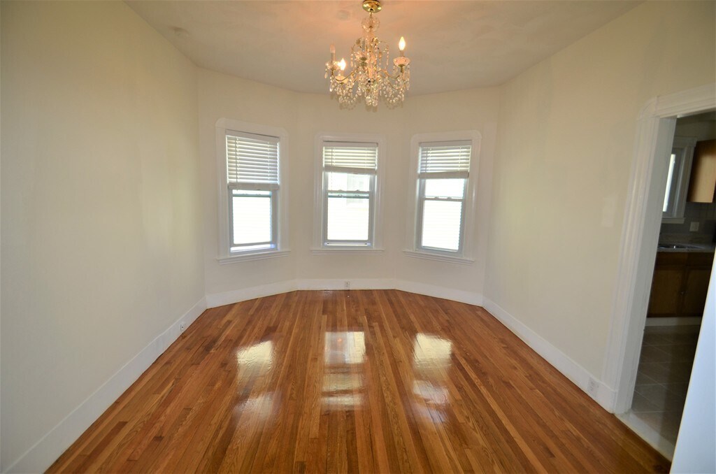 Building Photo - 59 Judson St