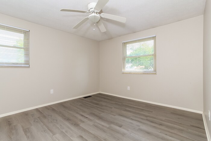 Building Photo - 4116 Calumet Cir