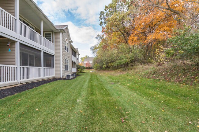 Building Photo - 2962 Hunley Dr