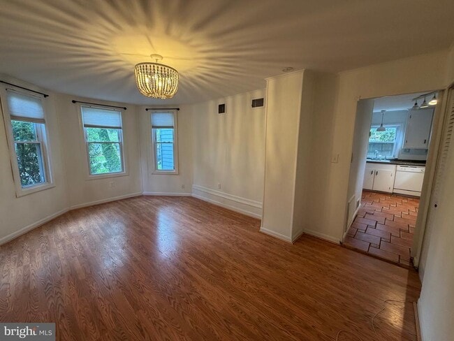 Building Photo - 5014 Delaware St