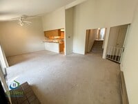 Building Photo - 2212 Almaden Rd