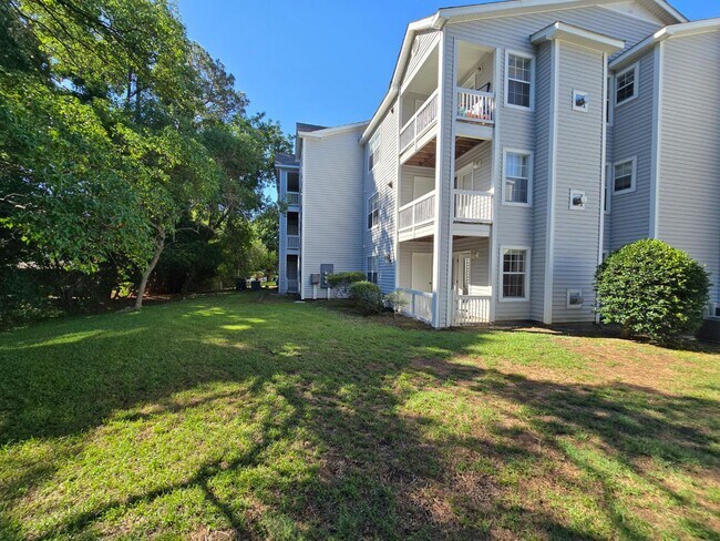 Building Photo - 267 Waterdown Dr