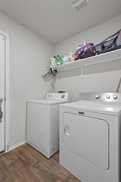 Building Photo - 12701 Brahmin Dr