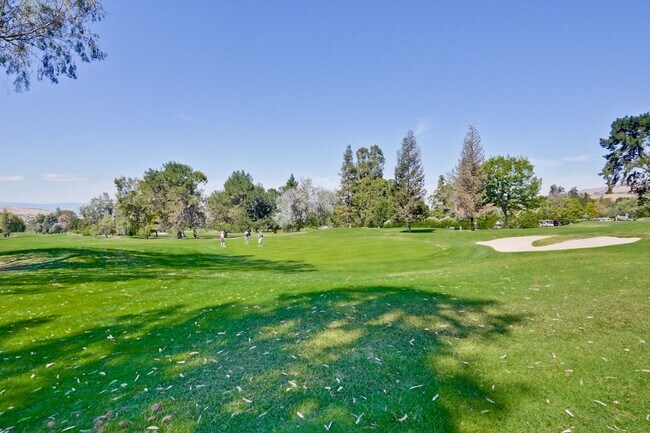 Building Photo - Wow! What a Great Home! Available Soon!