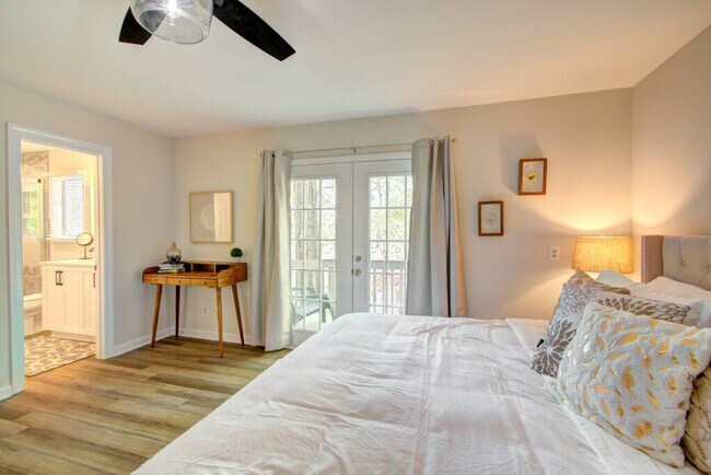 Building Photo - 16920 Landover Rd