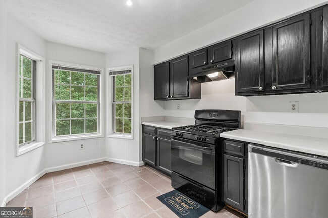 Building Photo - 6449 Pinebark Way