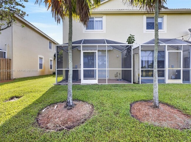 Building Photo - 2475 Cordoba Bend