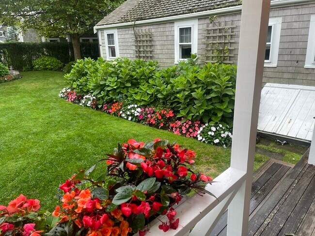 Building Photo - 28 Morey Ln