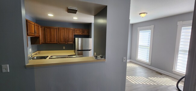 Kitchen/Dining Room - 106 Adams St