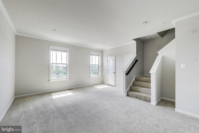 Building Photo - 1821 Jameson Dr