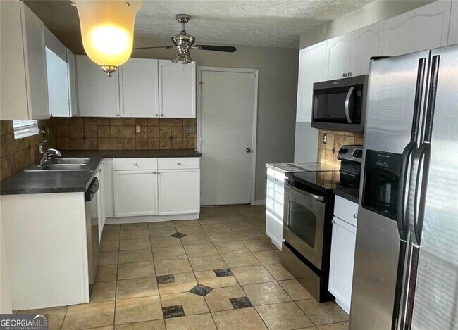 Building Photo - 7189 Fair Harbor Way