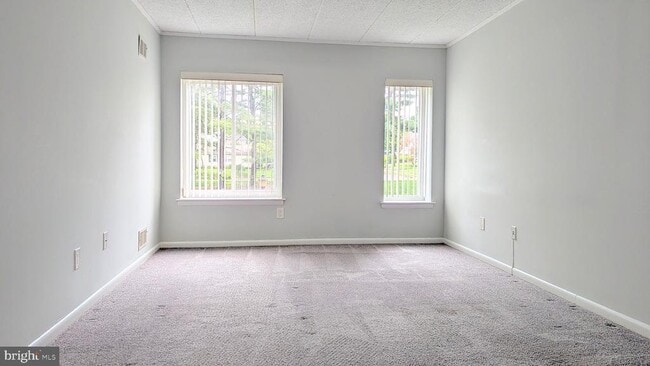 Building Photo - 125 Leedom Way
