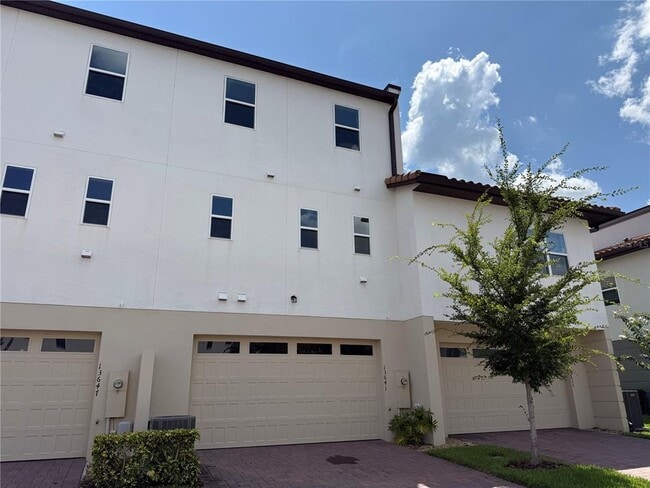 Building Photo - 13641 Larkton Ln