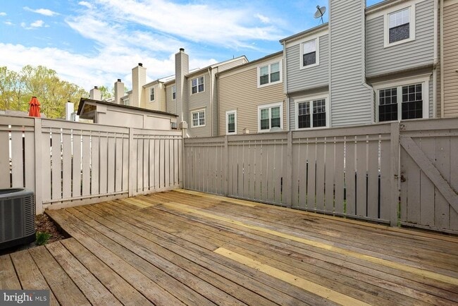 Building Photo - 2384 Branleigh Park Ct