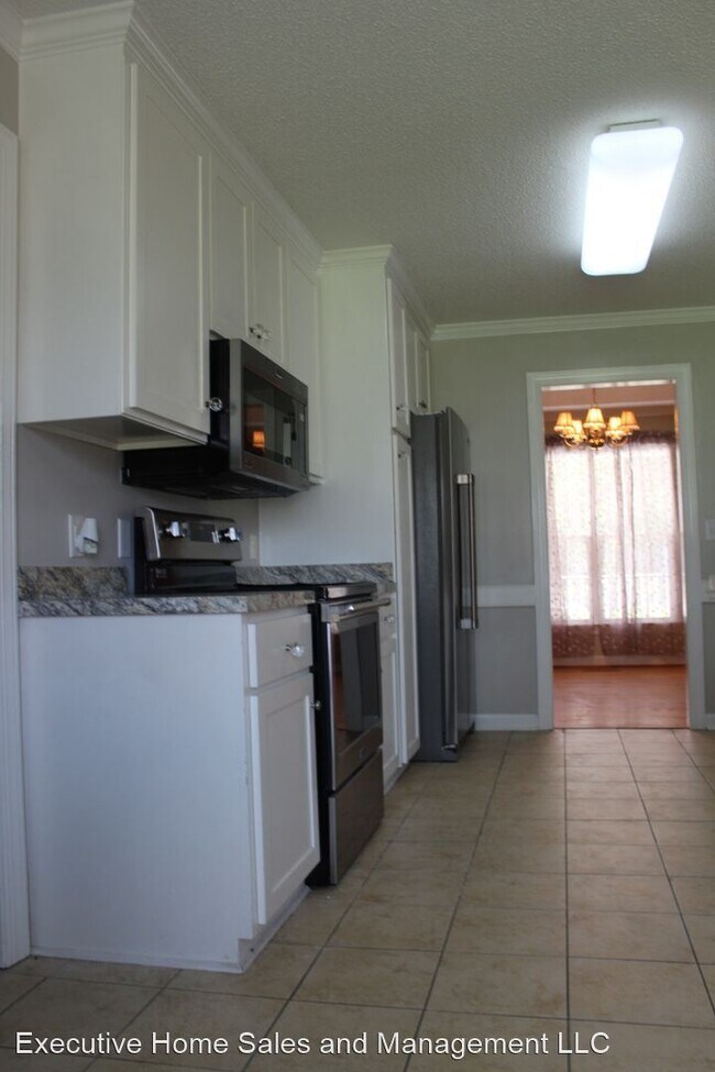 Building Photo - 3 br, 2 bath House - 420 Hunters Creek Dr