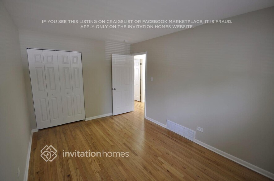 Building Photo - 1694 Clifford St